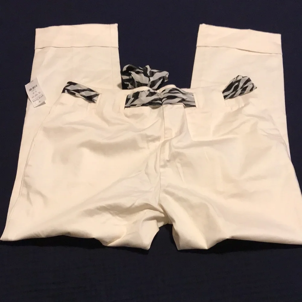 NWT New York & Company cream cuffed pants zebra patterned scarf belt Size 16 - Picture 5 of 9